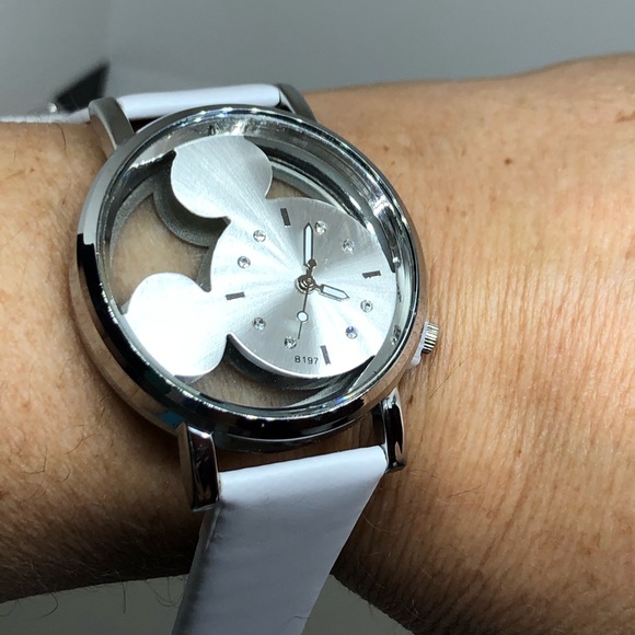White Mickey Mouse Quartz Watch - Picture 10 of 12
